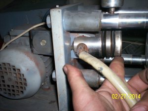 где палец там крепится матрица и этот узел вибрирует 27гц амплитудой 300 микрон (7453 просмотра) <a class='original' href='./download/file.php?id=25373&mode=view' target=_blank>Загрузить оригинал (975.11 КБ)</a>