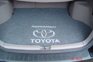 вышивает даже на авто коврике (4052 просмотра) <a class='original' href='./download/file.php?id=26809&mode=view' target=_blank>Загрузить оригинал (36.46 КБ)</a>