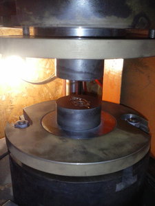 это пресс если не врут изготовители 500 тонн (7302 просмотра) <a class='original' href='./download/file.php?id=27286&mode=view' target=_blank>Загрузить оригинал (802.84 КБ)</a>