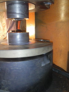 самодельный гидравлический (7328 просмотров) <a class='original' href='./download/file.php?id=27287&mode=view' target=_blank>Загрузить оригинал (806.9 КБ)</a>