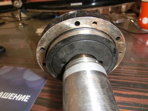 на задней крышке блока нет болтов - как снять? (6110 просмотров) <a class='original' href='./download/file.php?id=27401&mode=view' target=_blank>Загрузить оригинал (196.86 КБ)</a>