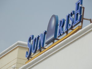 Название отеля, санрайс холидейс (2609 просмотров) <a class='original' href='./download/file.php?id=27574&mode=view' target=_blank>Загрузить оригинал (3.56 МБ)</a>