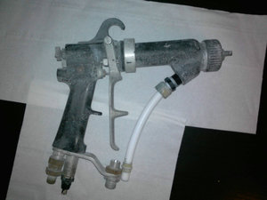 Пистолет.JPG (2716 просмотров) <a class='original' href='./download/file.php?id=27896&mode=view' target=_blank>Загрузить оригинал (176.91 КБ)</a>