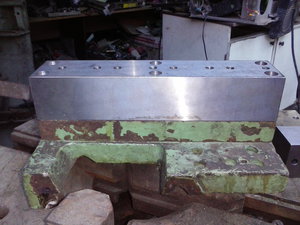 она выше и масивней супорта (5114 просмотров) <a class='original' href='./download/file.php?id=29094&mode=view' target=_blank>Загрузить оригинал (958.84 КБ)</a>