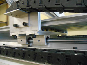 Направляющая SBR16 по оси X,кабаль-канал (2888 просмотров) <a class='original' href='./download/file.php?id=29217&mode=view' target=_blank>Загрузить оригинал (7.83 МБ)</a>