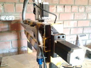 Вид на двигатель оси Y (6518 просмотров) <a class='original' href='./download/file.php?id=29552&mode=view' target=_blank>Загрузить оригинал (71.78 КБ)</a>