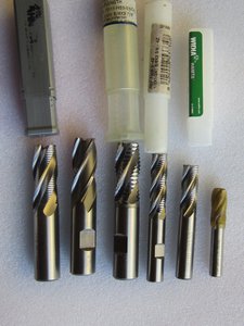 фрезки.JPG (2458 просмотров) <a class='original' href='./download/file.php?id=29796&mode=view' target=_blank>Загрузить оригинал (315.3 КБ)</a>