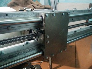 ось y две балки из алюминиевой трубы каждая из трех (3102 просмотра) <a class='original' href='./download/file.php?id=30602&mode=view' target=_blank>Загрузить оригинал (78.99 КБ)</a>