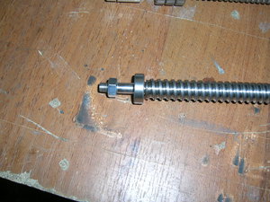 этот переточен с 10мм в 8мм. резьбу нарезал вручную. (5984 просмотра) <a class='original' href='./download/file.php?id=30796&mode=view' target=_blank>Загрузить оригинал (1.04 МБ)</a>