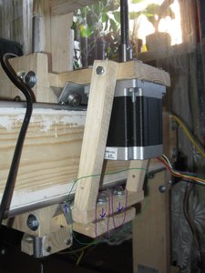 переделал узел ось Y (10711 просмотров) <a class='original' href='./download/file.php?id=3083&mode=view' target=_blank>Загрузить оригинал (460.52 КБ)</a>