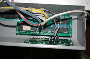 платы в передней панели. материнка, дисплей, управление (4188 просмотров) <a class='original' href='./download/file.php?id=31690&mode=view' target=_blank>Загрузить оригинал (1.86 МБ)</a>