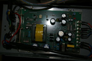 блок питания (4176 просмотров) <a class='original' href='./download/file.php?id=31696&mode=view' target=_blank>Загрузить оригинал (1.73 МБ)</a>