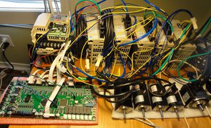 et5-test-stand.jpg (2747 просмотров) <a class='original' href='./download/file.php?id=32025&mode=view' target=_blank>Загрузить оригинал (379.39 КБ)</a>