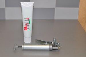 смазка для кареток направляющих.JPG (5783 просмотра) <a class='original' href='./download/file.php?id=3286&mode=view' target=_blank>Загрузить оригинал (220.85 КБ)</a>