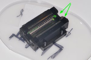 смазка рельсы направляющей.JPG (5783 просмотра) <a class='original' href='./download/file.php?id=3288&mode=view' target=_blank>Загрузить оригинал (233.38 КБ)</a>