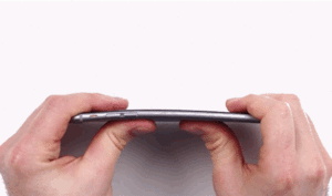 iphone-6-bend_test.gif (3026 просмотров) <a class='original' href='./download/file.php?id=34525&mode=view' target=_blank>Загрузить оригинал (1.16 МБ)</a>