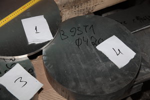 Пруток В95Т1 Ф420 мм, с АТП. пр-во АЛКОА-СМЗ,  таблетки треснули при резке (12989 просмотров) <a class='original' href='./download/file.php?id=34531&mode=view' target=_blank>Загрузить оригинал (5.63 МБ)</a>