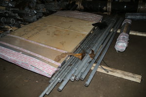 Продукция готовая к отправке заказчикам. Образец упаковки алюминиевых и дюралюминиевых листов. На заднем плане видны толстостенные трубы Д16Т, прутки Д16Т и АМГ6. (19204 просмотра) <a class='original' href='./download/file.php?id=34551&mode=view' target=_blank>Загрузить оригинал (8.57 МБ)</a>