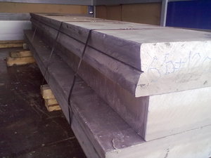 Результат гидроабразивной резки алюминиевой плиты АМГ6 ≠120мм, фото предоставлено заказчиком из г. Ижевска (19180 просмотров) <a class='original' href='./download/file.php?id=35140&mode=view' target=_blank>Загрузить оригинал (166.66 КБ)</a>