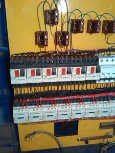 Автоматика и защита Шнайдер (2942 просмотра) <a class='original' href='./download/file.php?id=35720&mode=view' target=_blank>Загрузить оригинал (226.17 КБ)</a>