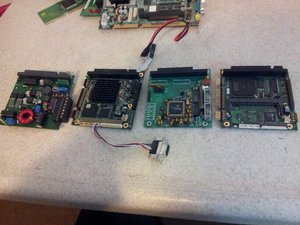 здесь вы видите pc/104,<br />первое платa это блок питания он самодельный я его сделал сам, одна из этих плат уже продано я просто взял чтобы сделать фотографию. (5237 просмотров) <a class='original' href='./download/file.php?id=36797&mode=view' target=_blank>Загрузить оригинал (198.01 КБ)</a>