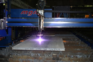 Смотрите на положение плиты, так должен идти процесс, дорезали после переворота. (3804 просмотра) <a class='original' href='./download/file.php?id=36919&mode=view' target=_blank>Загрузить оригинал (7.27 МБ)</a>