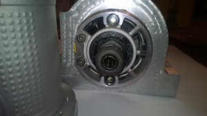 Ребра идут только в месте крепления подшипника. Он на них висит. (3863 просмотра) <a class='original' href='./download/file.php?id=37320&mode=view' target=_blank>Загрузить оригинал (1.97 МБ)</a>