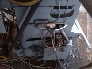 вот так организована смазка направляющих. когда включается лужа масла за 1 секунда. (3037 просмотров) <a class='original' href='./download/file.php?id=37944&mode=view' target=_blank>Загрузить оригинал (151.83 КБ)</a>