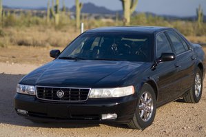 cadillac-sts-12.jpg (2263 просмотра) <a class='original' href='./download/file.php?id=38501&mode=view' target=_blank>Загрузить оригинал (147.83 КБ)</a>