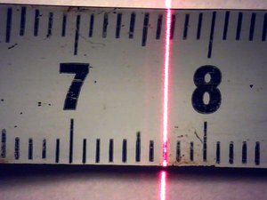 Лазер со щелевой диафрагмой.jpg (2576 просмотров) <a class='original' href='https://cnc-club.ru/forum/download/file.php?id=39029&mode=view' target=_blank>Загрузить оригинал (152.92 КБ)</a>