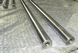 По торцам нарезана резьба: (4776 просмотров) <a class='original' href='./download/file.php?id=4164&mode=view' target=_blank>Загрузить оригинал (703.84 КБ)</a>