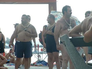 Цыгане на море.jpg (1645 просмотров) <a class='original' href='./download/file.php?id=42037&mode=view' target=_blank>Загрузить оригинал (69.4 КБ)</a>