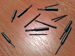 Сверла или фрезы (1606 просмотров) <a class='original' href='./download/file.php?id=42198&mode=view' target=_blank>Загрузить оригинал (6.22 МБ)</a>