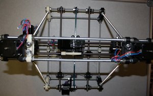 RepRap Mendel в сборе, без проводов, электроники, экструдера и нагревательного стола (2369 просмотров) <a class='original' href='./download/file.php?id=4288&mode=view' target=_blank>Загрузить оригинал (220.95 КБ)</a>