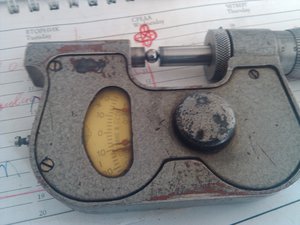 таким микрометром мерил , деление 2мкм (3719 просмотров) <a class='original' href='./download/file.php?id=44398&mode=view' target=_blank>Загрузить оригинал (626.13 КБ)</a>