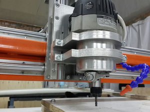 новое крепление  шпинделя (2701 просмотр) <a class='original' href='./download/file.php?id=45460&mode=view' target=_blank>Загрузить оригинал (46.71 КБ)</a>