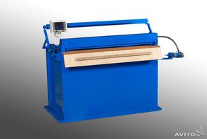 Постформинг - технология обработки декоративных отделочных материалов, при которой они изменяют свою форму и принимают форму основы, на которую наносятся.<br /><br />Данная технология подразумевает прогрев декоративного пластика до определенной температуры с последующим его загибанием вокруг предварительно обработанной и подготовленной поверхности.<br /><br />Мебельные фасады, изготовленные по технологии &quot;постформинг&quot;, имеют загиб по двум противоположным сторонам. цена 125000 руб (11481 просмотр) <a class='original' href='./download/file.php?id=45625&mode=view' target=_blank>Загрузить оригинал (20.97 КБ)</a>