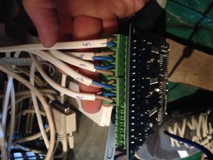 Фото подключения шд и питания к мозгам (3924 просмотра) <a class='original' href='./download/file.php?id=45696&mode=view' target=_blank>Загрузить оригинал (1.75 МБ)</a>