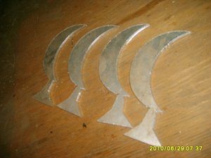 Резал ал 3 мм, полумесяцы в оградку (2753 просмотра) <a class='original' href='./download/file.php?id=4589&mode=view' target=_blank>Загрузить оригинал (405.07 КБ)</a>