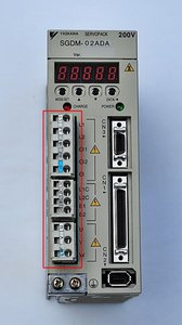 yaskawa-terminals.JPG (2406 просмотров) <a class='original' href='./download/file.php?id=48528&mode=view' target=_blank>Загрузить оригинал (79.89 КБ)</a>