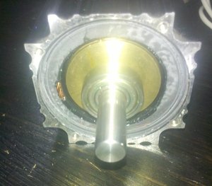 Снял передний фланец с вала диаметром 9 мм (6047 просмотров) <a class='original' href='./download/file.php?id=4951&mode=view' target=_blank>Загрузить оригинал (112.83 КБ)</a>