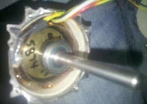 тонкий вал - на роторе присутствует надпись маркером (мотор кастомный, не серийный) (6047 просмотров) <a class='original' href='./download/file.php?id=4956&mode=view' target=_blank>Загрузить оригинал (81.35 КБ)</a>