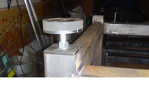 опоры сделаны из резины 20мм и шпильки М16. (4648 просмотров) <a class='original' href='./download/file.php?id=50471&mode=view' target=_blank>Загрузить оригинал (1.55 МБ)</a>