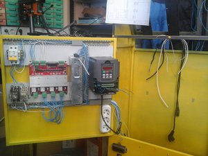 Пульт в процессе монтажа (6945 просмотров) <a class='original' href='./download/file.php?id=50689&mode=view' target=_blank>Загрузить оригинал (281.53 КБ)</a>