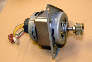servomotor.jpg (2359 просмотров) <a class='original' href='./download/file.php?id=53716&mode=view' target=_blank>Загрузить оригинал (363.16 КБ)</a>