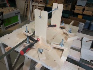 Не удержался, взял стол от верстака и собрал на нем первый объект. За одно понял что надо из оснастки (7887 просмотров) <a class='original' href='./download/file.php?id=55415&mode=view' target=_blank>Загрузить оригинал (138.17 КБ)</a>