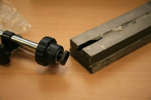 Крепёж стойки и основания штатива (7805 просмотров) <a class='original' href='./download/file.php?id=5609&mode=view' target=_blank>Загрузить оригинал (85.17 КБ)</a>