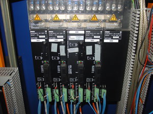 Сервоусилители Bocsh CC220 (2129 просмотров) <a class='original' href='./download/file.php?id=56323&mode=view' target=_blank>Загрузить оригинал (2.24 МБ)</a>