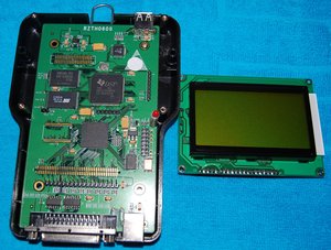 фото внутренностей этого пульта (7230 просмотров) <a class='original' href='./download/file.php?id=5640&mode=view' target=_blank>Загрузить оригинал (752.36 КБ)</a>