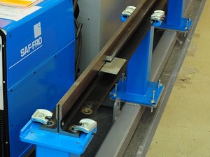 крепление рельсов на станке плазменой резки чпу.JPG (14290 просмотров) <a class='original' href='./download/file.php?id=5705&mode=view' target=_blank>Загрузить оригинал (356.71 КБ)</a>